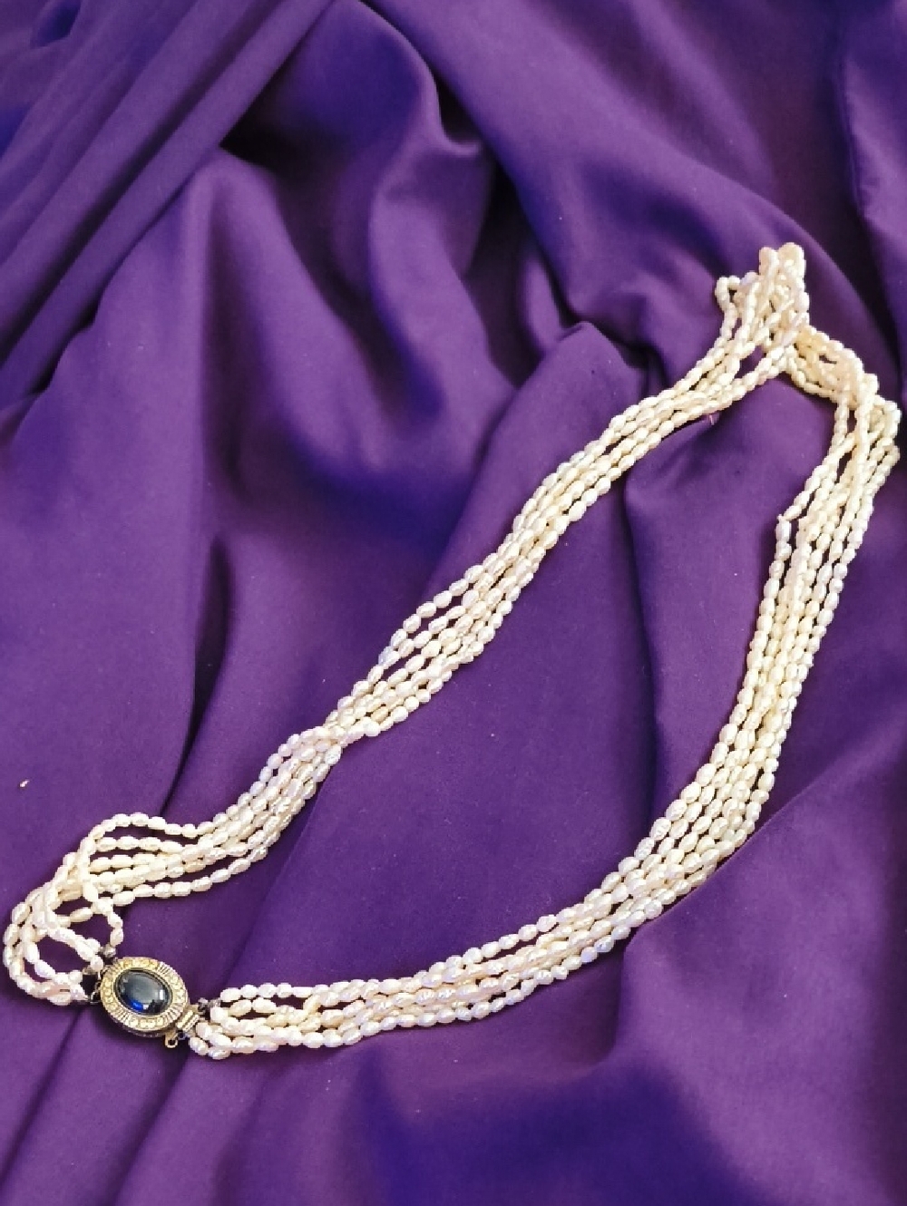 Beautiful Vintage 6 Strand Rice Pear Necklace With Hematite And Crystal Closure - Picture 6 of 6